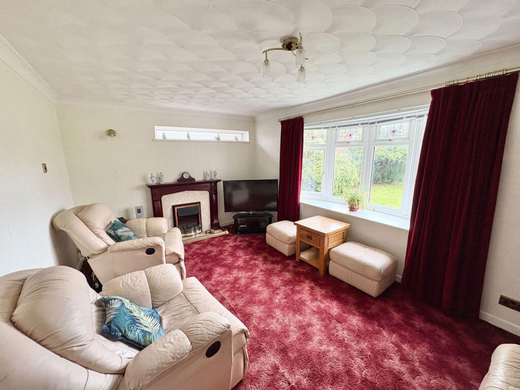 8 Station Road, Gosport PO12 3BT photo 3