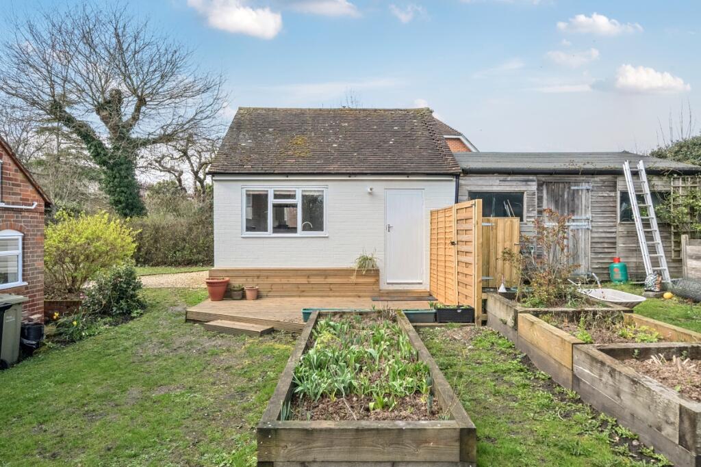 Main image of property: Hyde End Lane Reading RG7