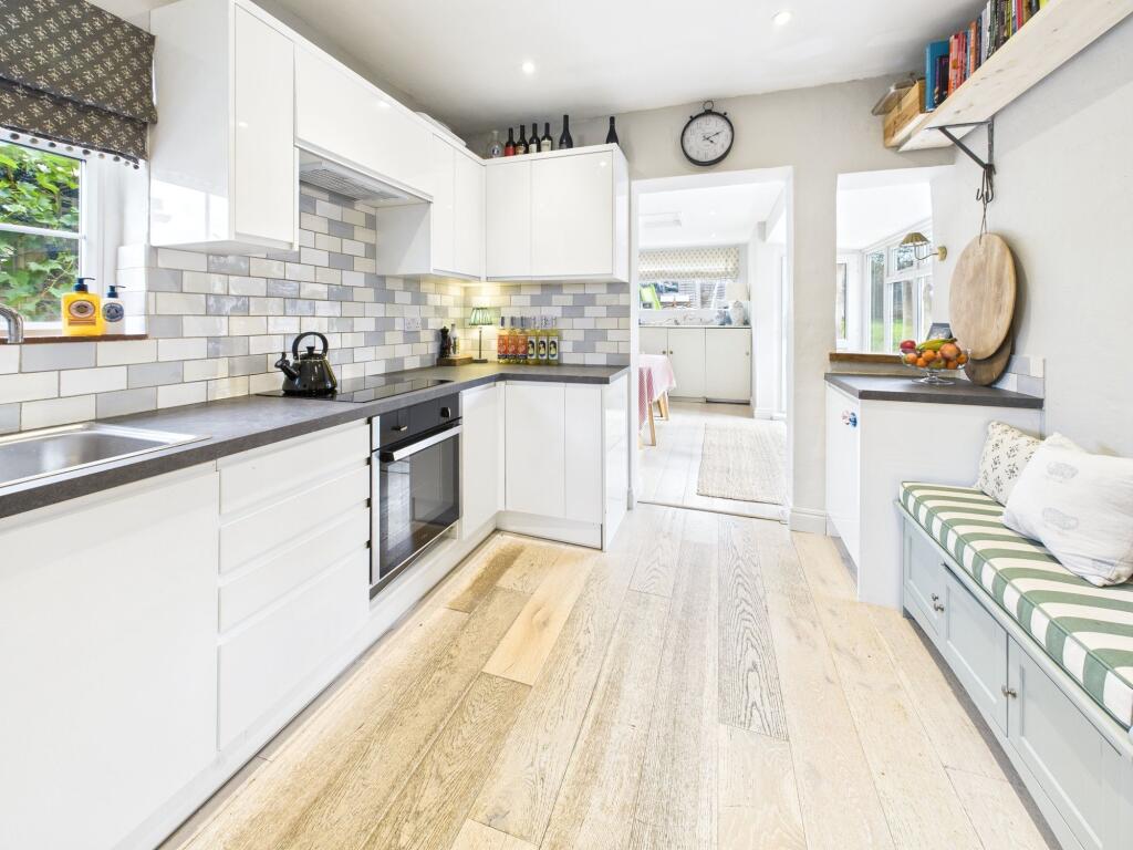 Hundley Way, Charlbury - View 3