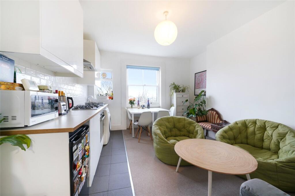 Apartment in London, Kentish Town - More