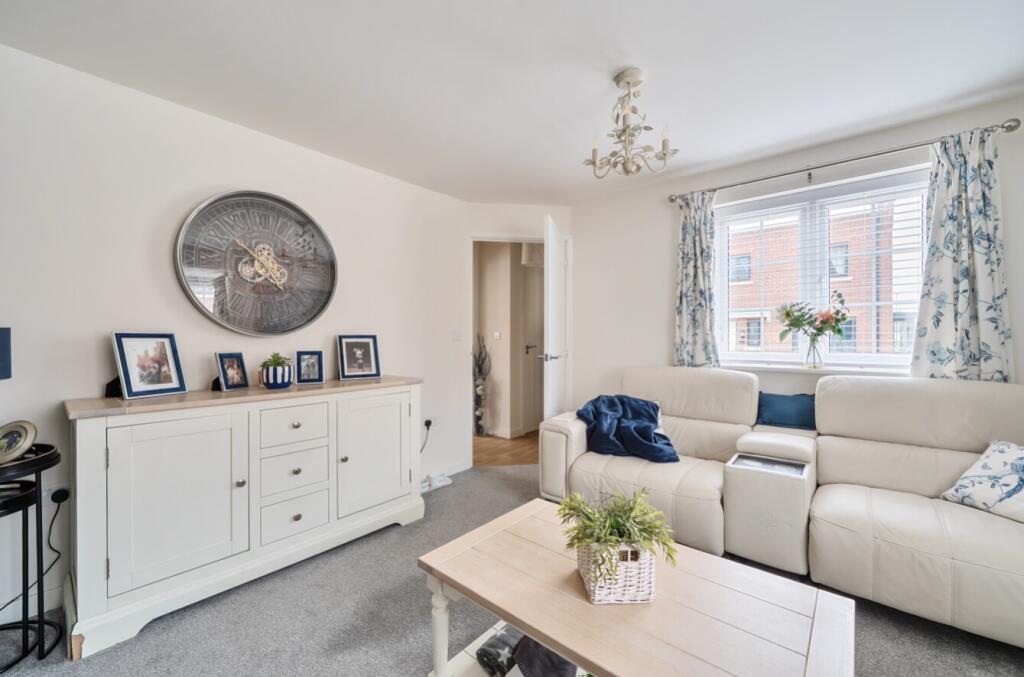 House in Nottingham - View 5