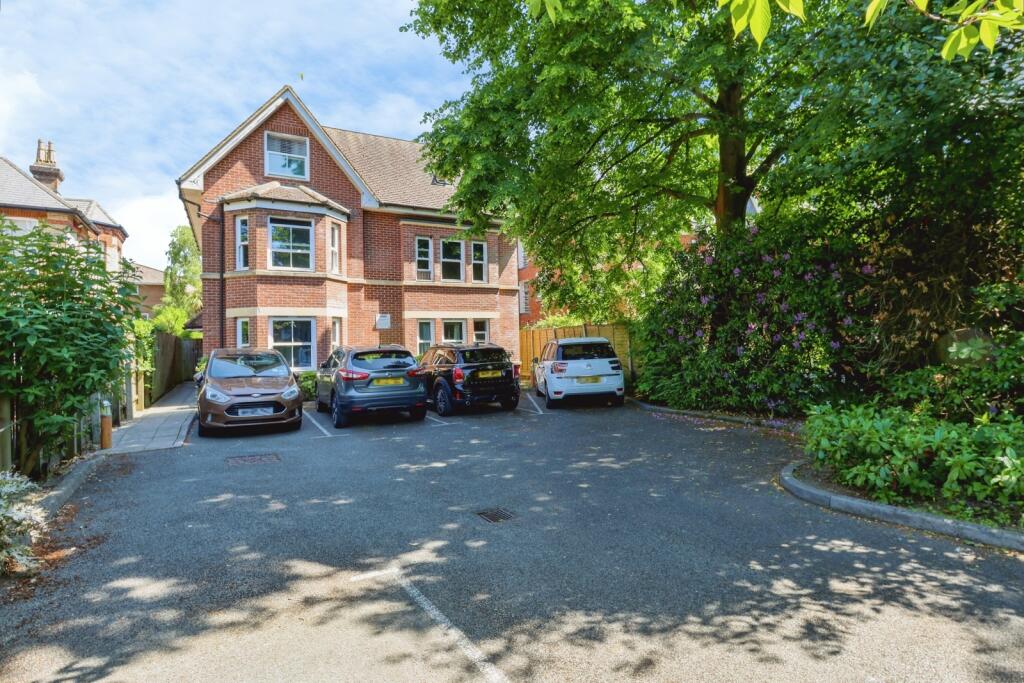 Wimborne Road, Bournemouth, Dorset, BH2