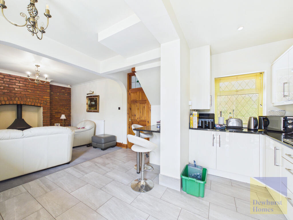 Tabley Lane, Higher Bartle, PR4 - View 6