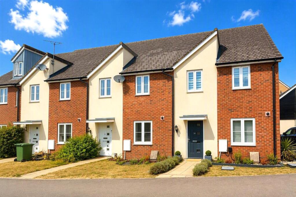 Main image of property: Grebe Drive, Leighton Buzzard, Bedfordshire, LU7