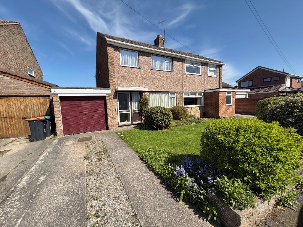 Main image of property: Robins Croft, Ellesmere Port, Cheshire, CH66