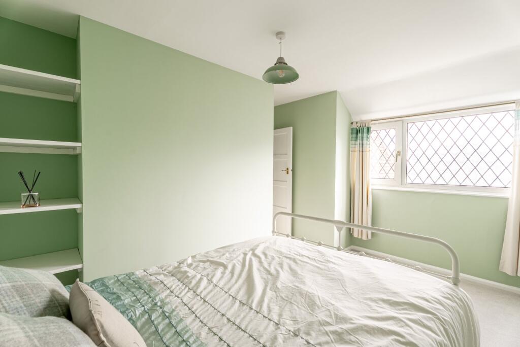 Additional image 14 of Conquerors Hill, Wheathampstead, St. Albans, Hertfordshire, AL4