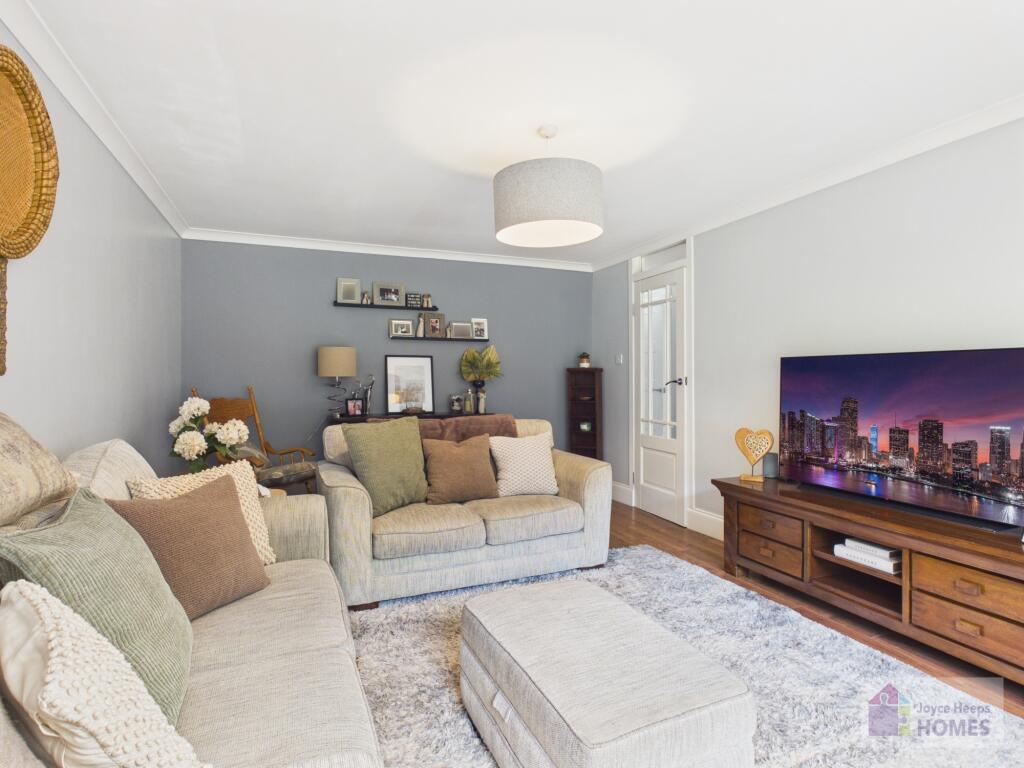 House in East Kilbride, Newlandsmuir, Crosshouse - View 4