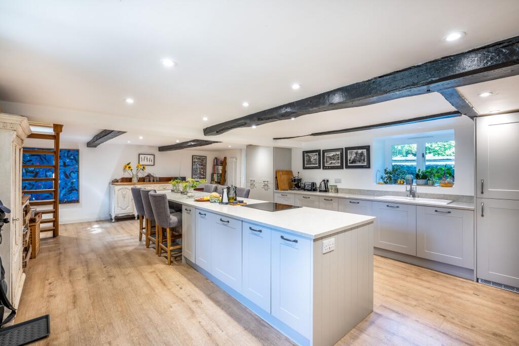 Queen Street, Farthinghoe, NN13 - View 3