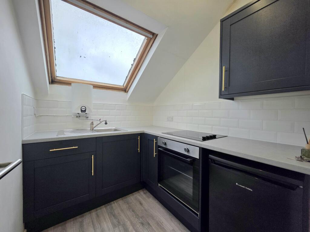 Main image of property: Totnes Road, Paignton