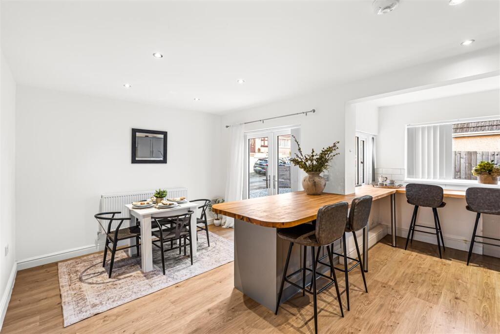 Main image of property: Waun Road, Loughor, Swansea