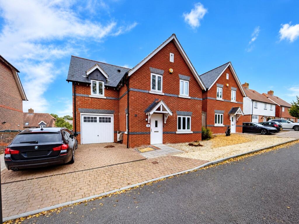 Main image of property: Bowline Drive, Hailsham, BN27