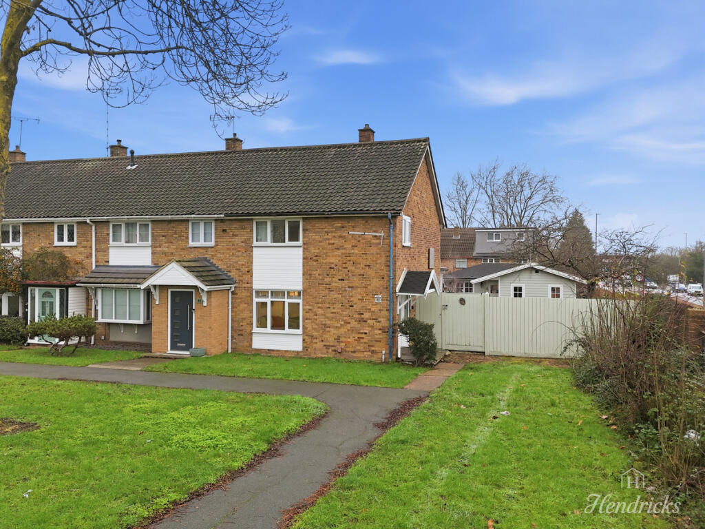 Main image of property: Great Gregorie, Basildon, SS16 5