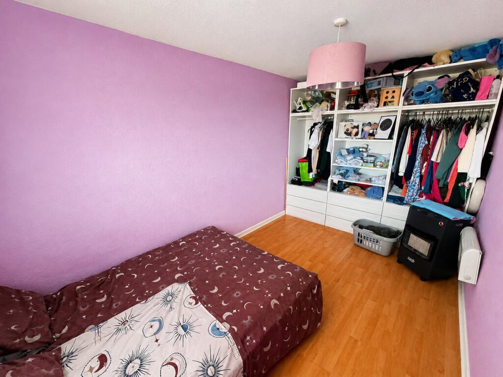 Apartment in Gosport, Hampshire - More