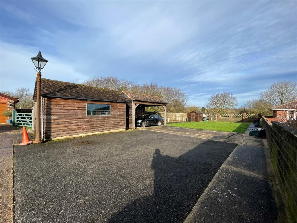 Greenhill Way, Peacehaven