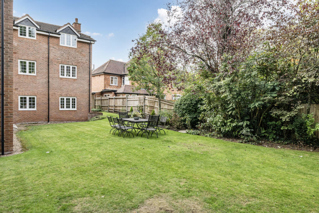 Additional image 4 of Warwick Road, Solihull, West Midlands, B91