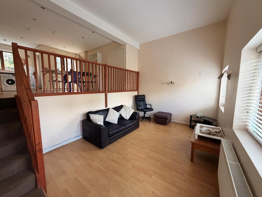 House in Cardiff - View 2