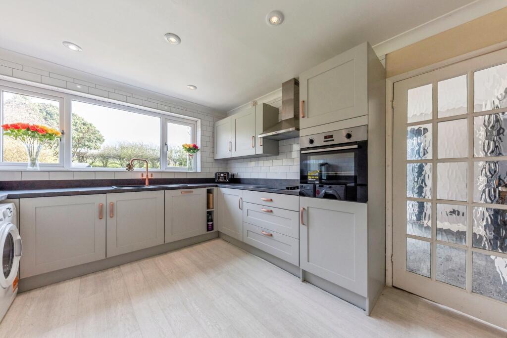 House in South Kesteven, Londonthorpe and Harrowby Without - View 2