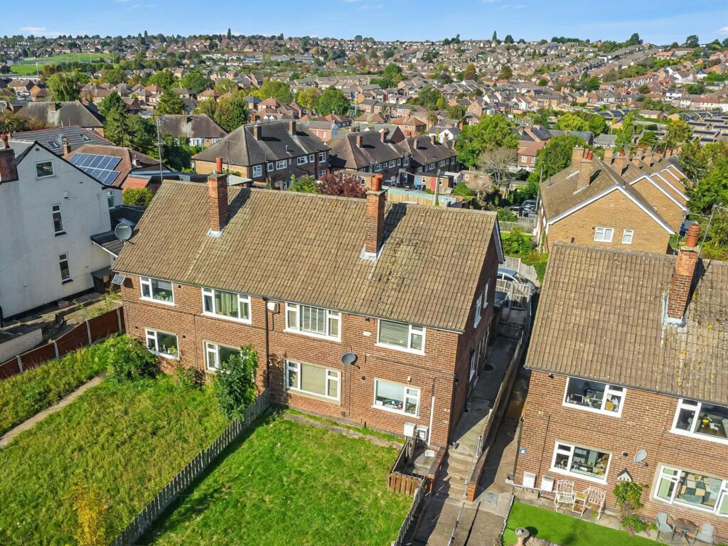 1-bed flat on Carlton Hill, Carlton, Nottingham, £110,000