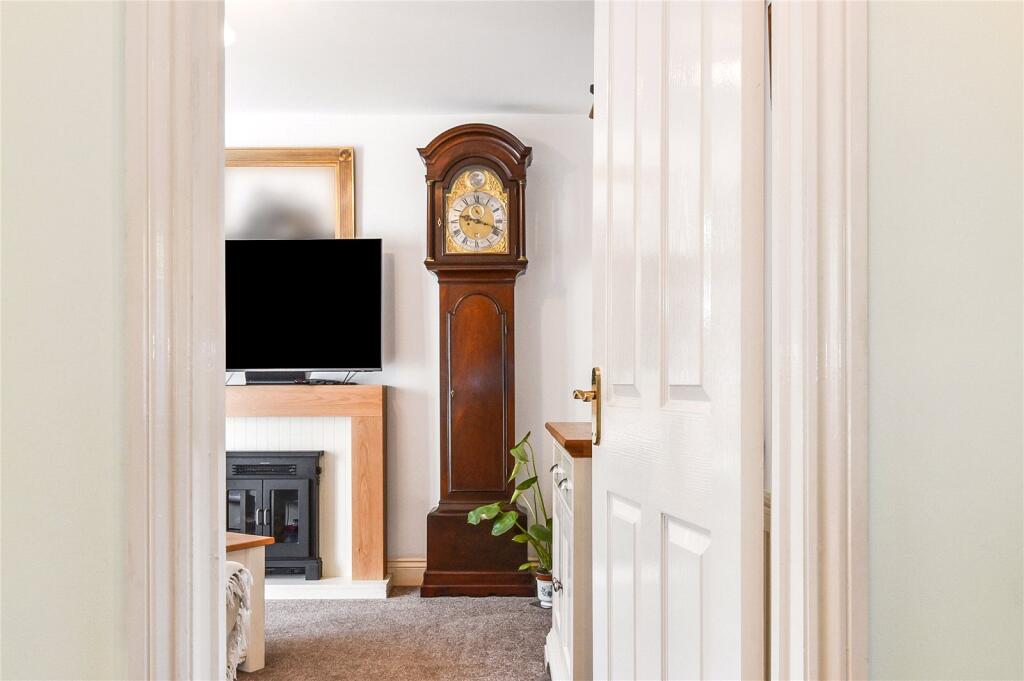 House in Portsmouth - View 4