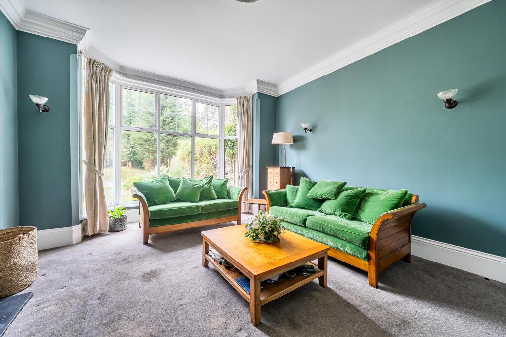 House in Redhill - View 2
