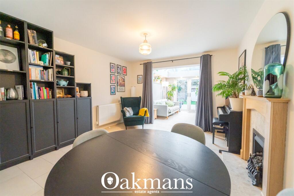 House in Bromsgrove, Barnt Green - More