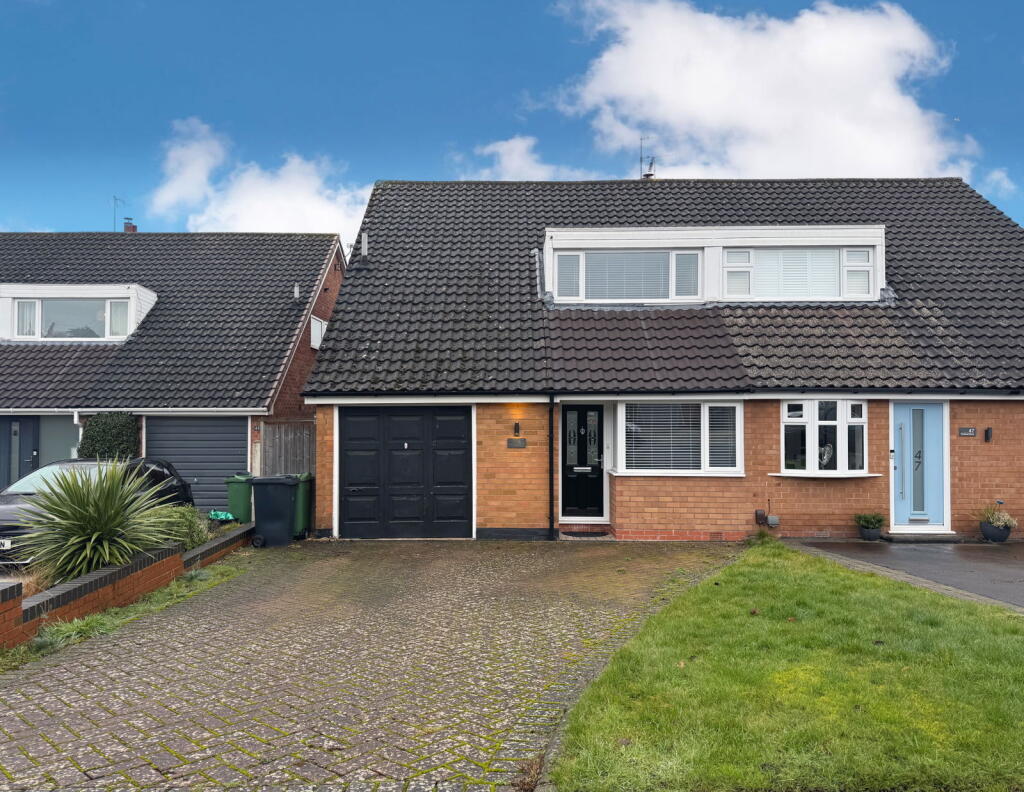 Main image of property: Portland Drive, Pedmore, Stourbridge, DY9 0SB