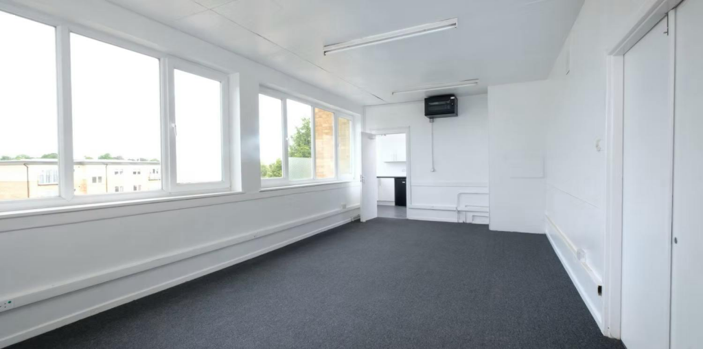 Unit 2 Upstairs Office.png