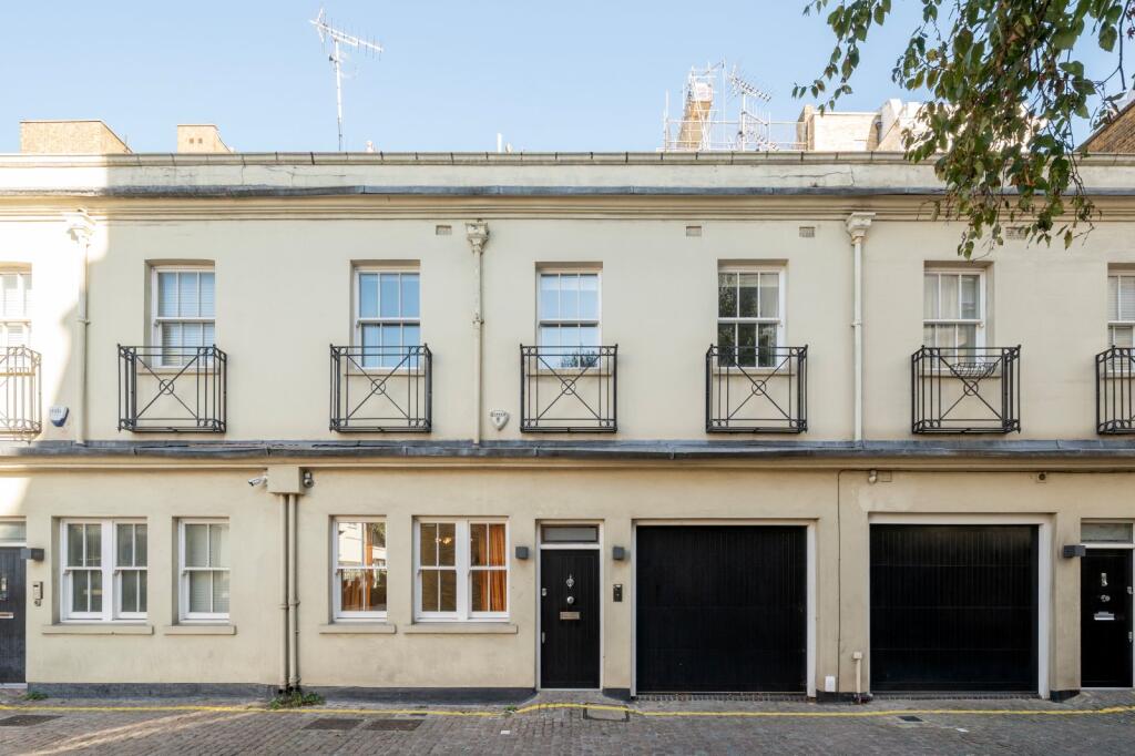 Main image of property: Queen's Gate Mews, London, SW7