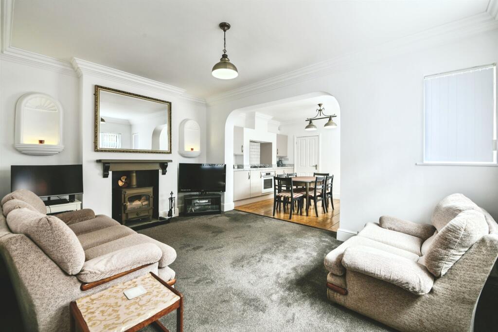 House in Peterborough - View 4