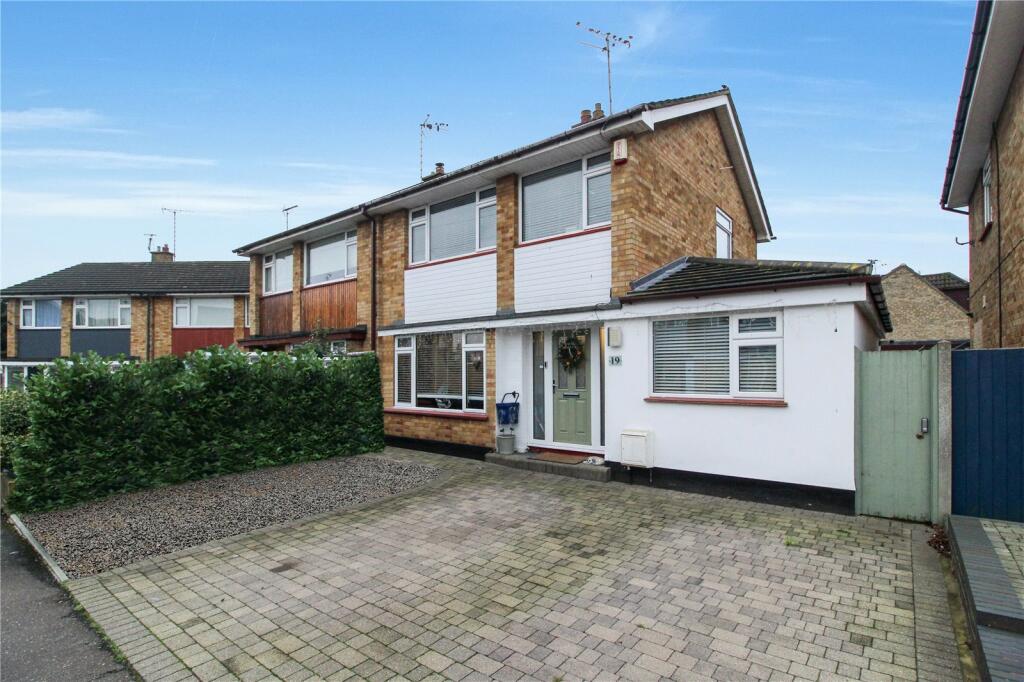 Main image of property: Chalfont Close, Leigh-on-Sea, Essex, SS9