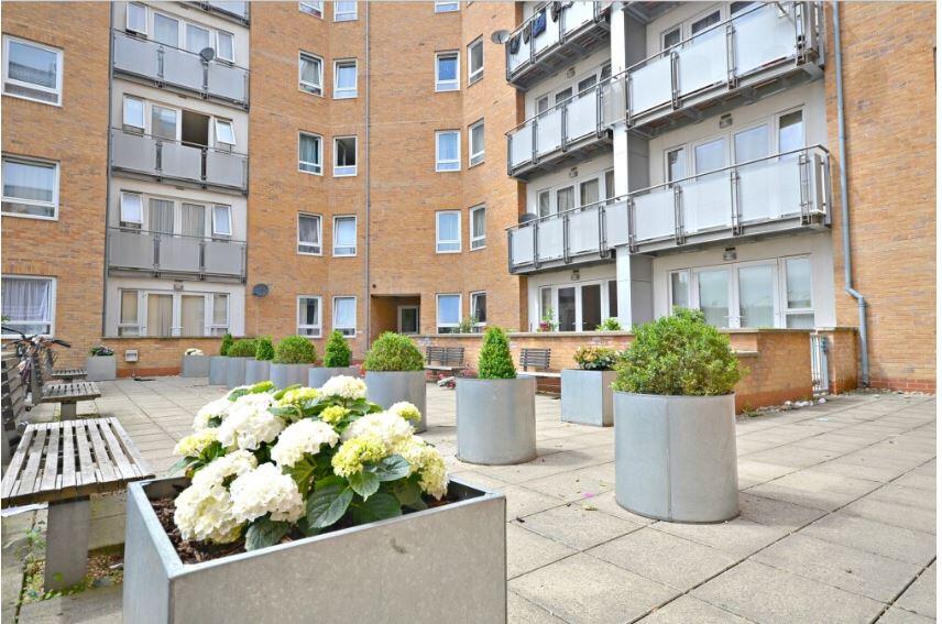 Main image of property: Tuns Lane, Slough, SL1