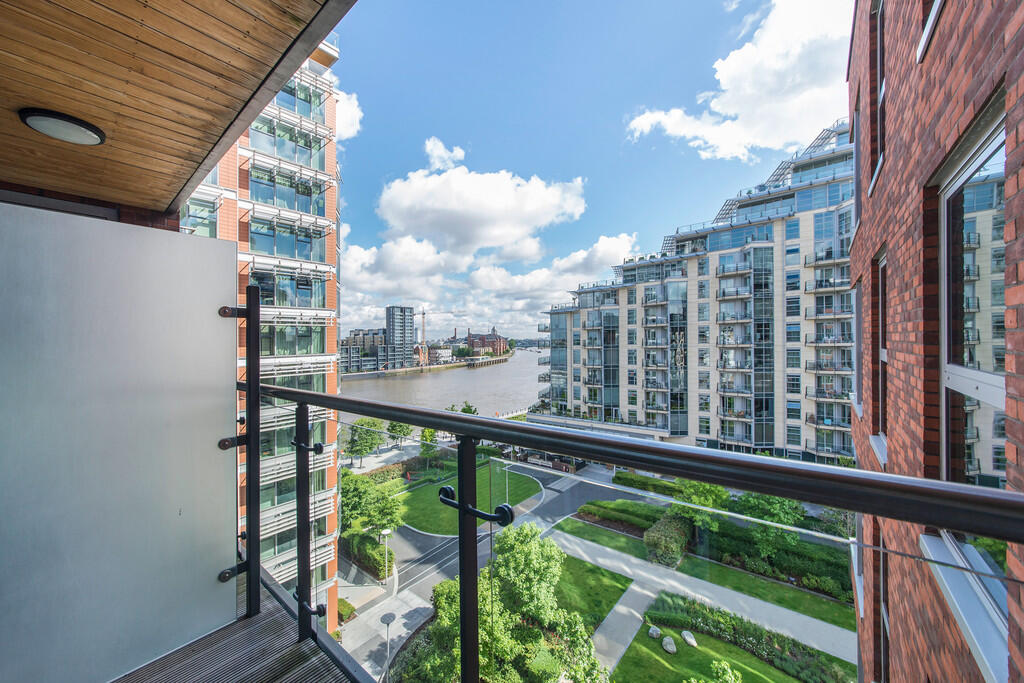 Main image of property: Spinnaker House, Battersea Reach