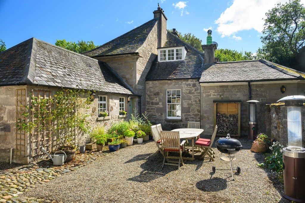House in Perth - More