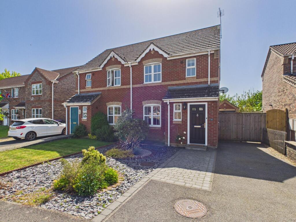 3-bed house on 14 John Brown Close, Horncastle, £220,000