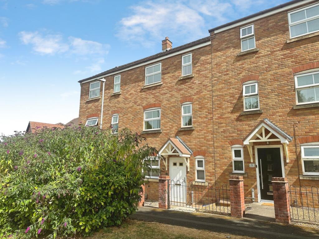 3-bed terraced on Marlborough Road, Hadley, Telford, Shropshire, TF1 5LN, £207,500