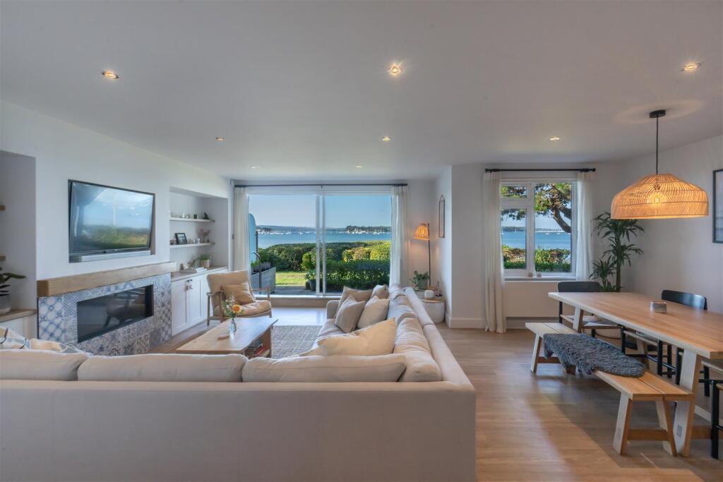 Main image of property: Chaddesley Glen, Sandbanks