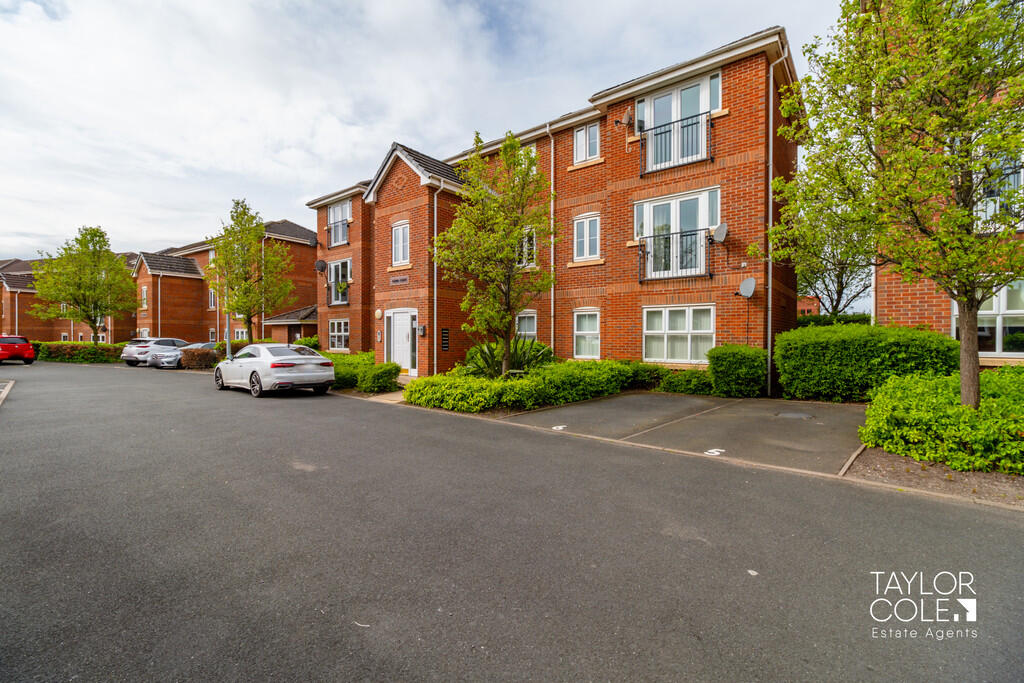 Main image of property: Flynn Court, 5 Meander Close