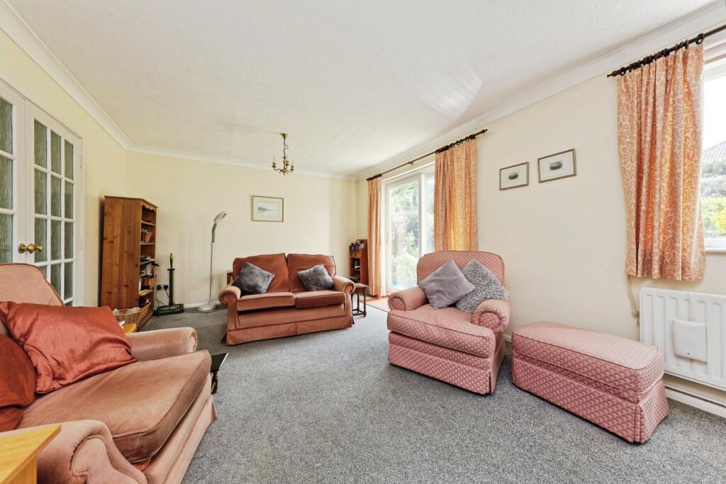 Rochester Avenue, Canterbury, Kent, CT1 photo 4