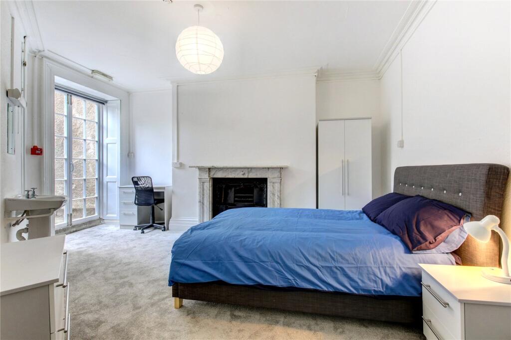 9 bedroom terraced house for rent