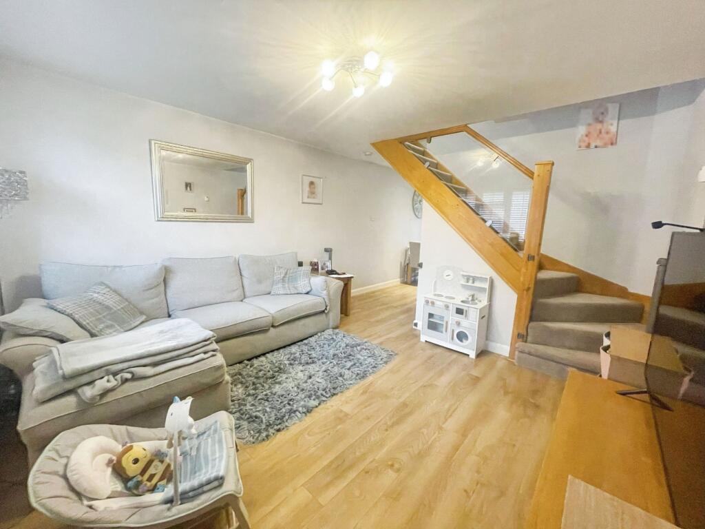 Maybrook, Chineham, RG24 photo 4