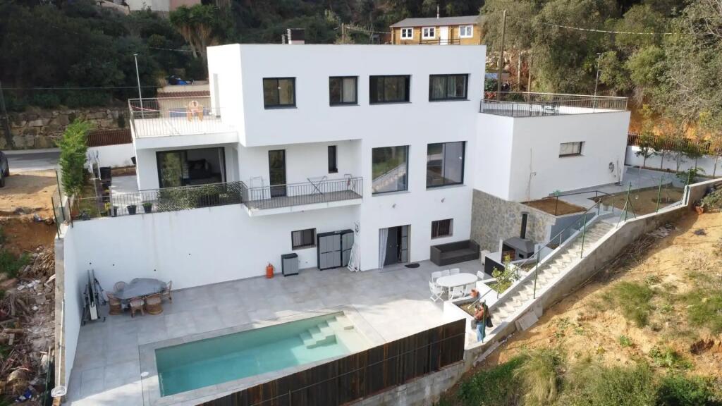 Main image of property: Spain