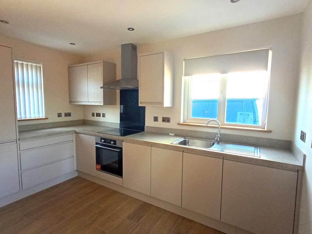 House in South Staffordshire, Penkridge - View 4