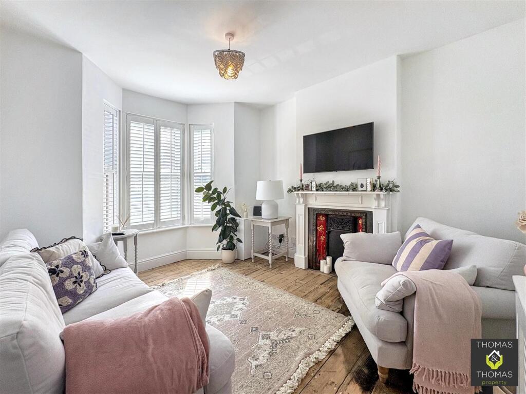 House in Gloucester, Kingsholm - View 2