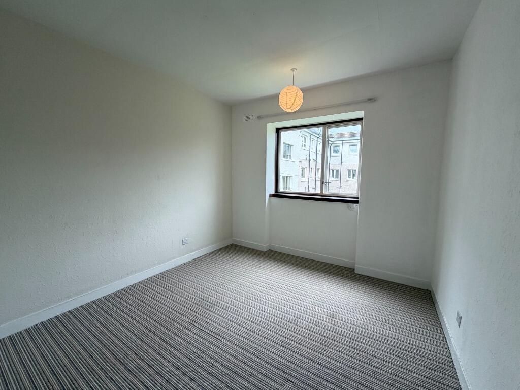 Apartment in Glasgow - View 2