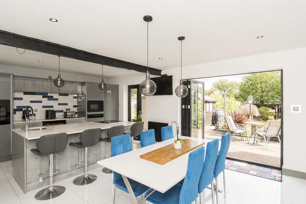 House in Leicester - View 5