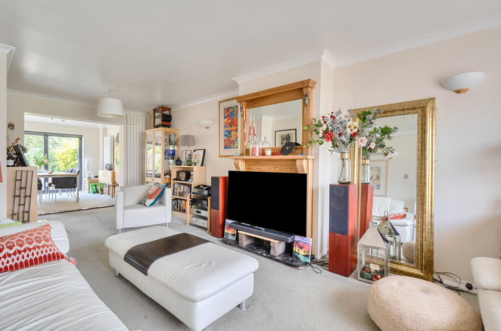 Croft Road, Mortimer Common, Reading, Berkshire, RG7 - More