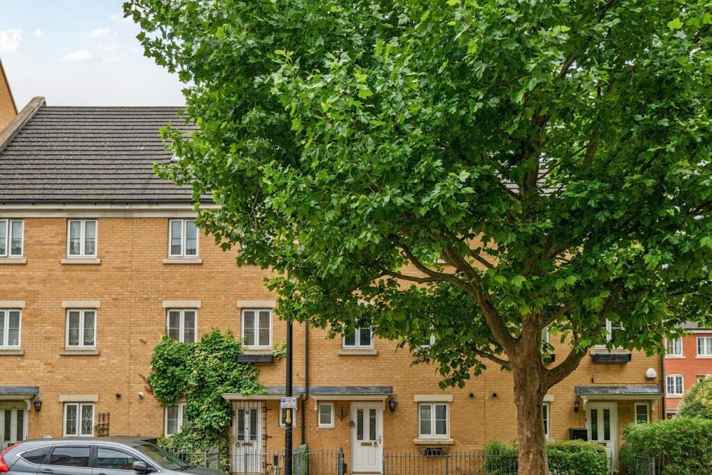 Main image of property: Chandler Way, Peckham, London, SE15