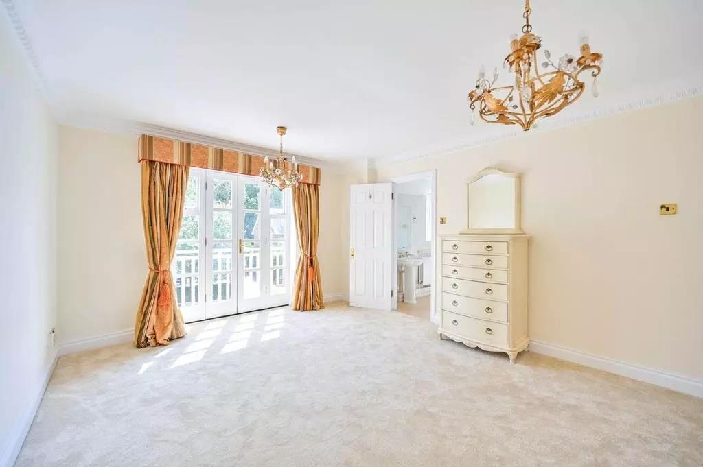 Property photo 10