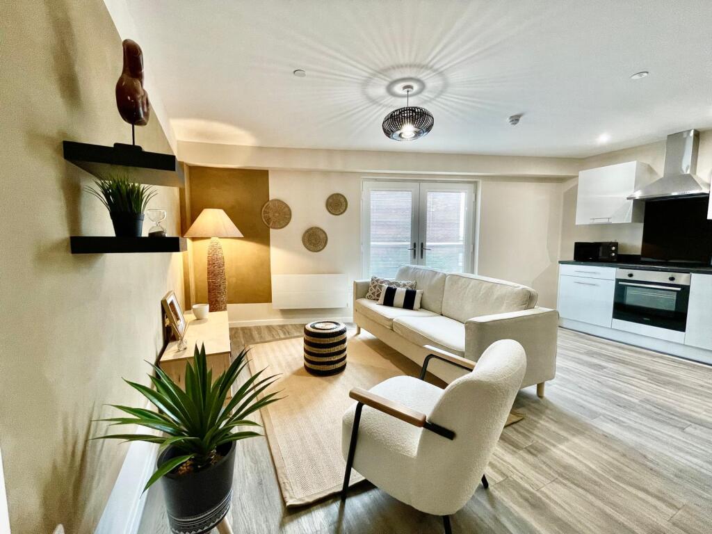 Main image of property: City Road, Manchester, M15