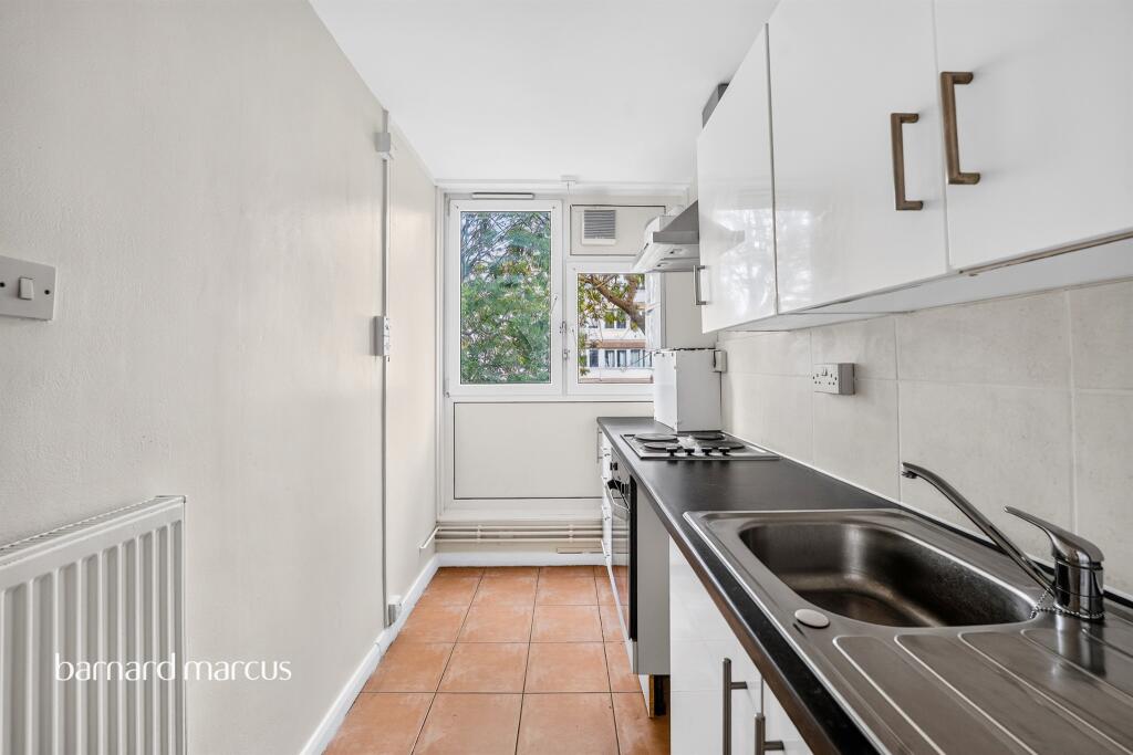 Apartment in London - View 2